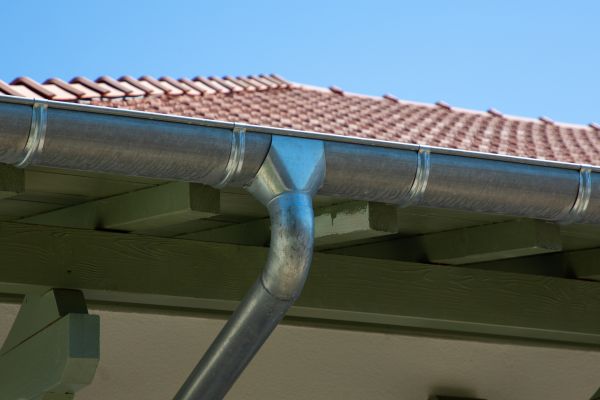 Eavestrough Repair in Dunedin