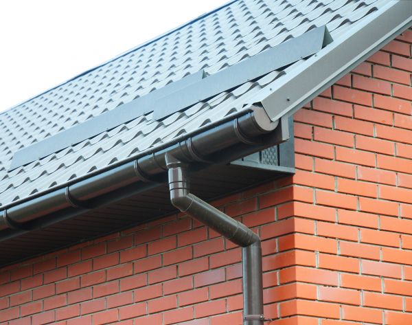 Roof Downspout Replacement in Dunedin