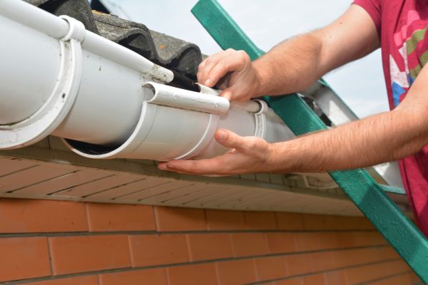 Large Gutter Repair in Dunedin